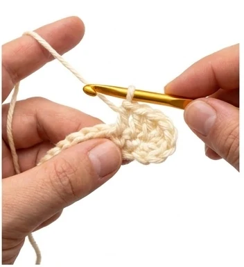 US double crochet step 4: Finish the double crochet