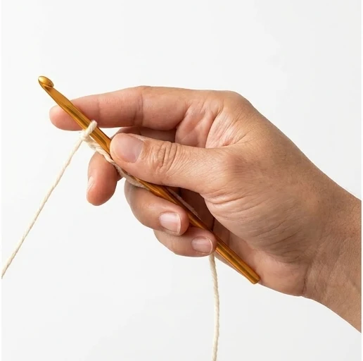 Knife grip for holding a crochet hook - crochet essentials
