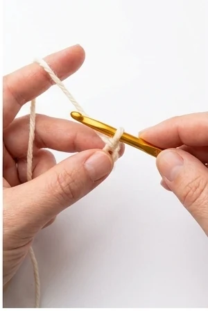 Slip knot step 4: Tighten the slip knot