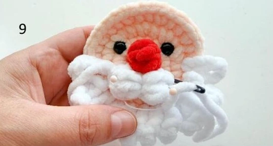 Santa • Photo 9