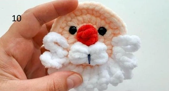 Santa • Photo 10