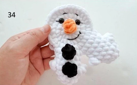Snowman • Photo 34