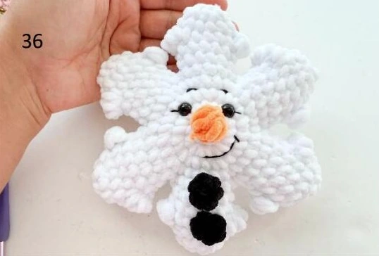 Snowman • Photo 36