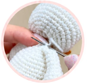 Continuing the head-to-body seam before closing the opening